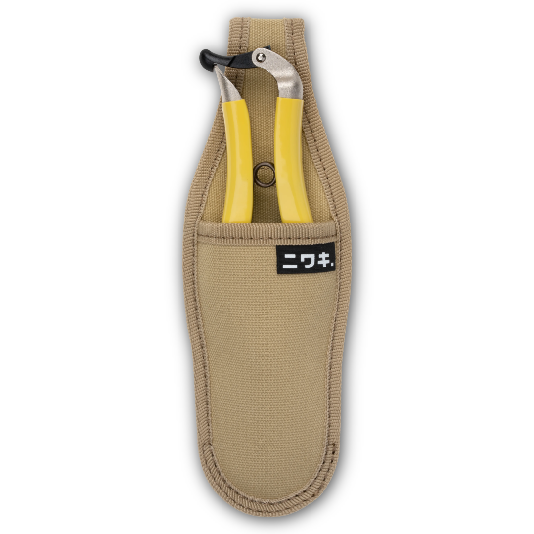 Niwaki - Daikiba Secateurs - Canvas holster.