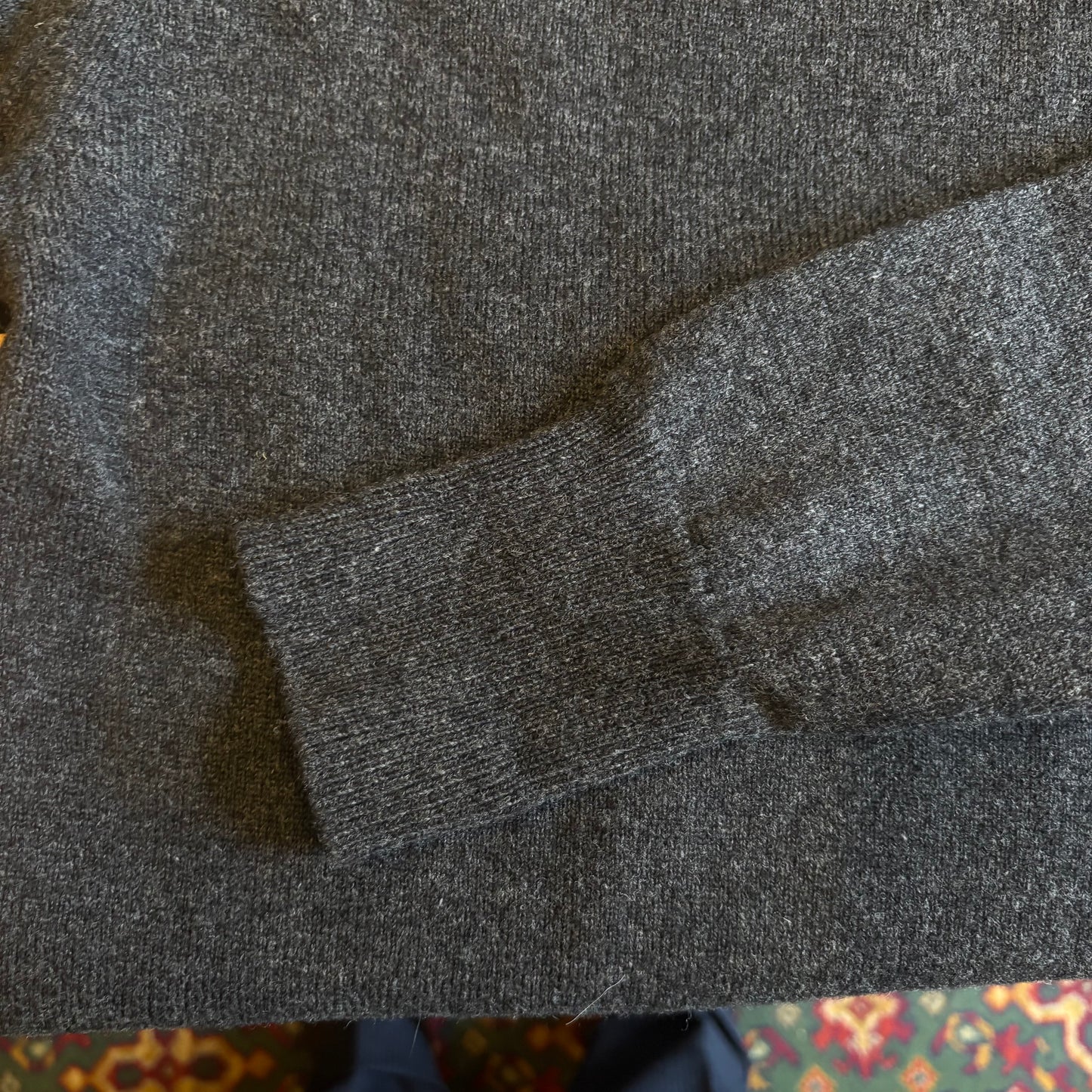 Regent - V Neck Jumper - Geelong - Charcoal Grey