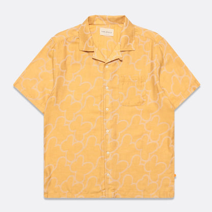 Honey and gold Jacquard style relaxed collar short sleeve shirt.