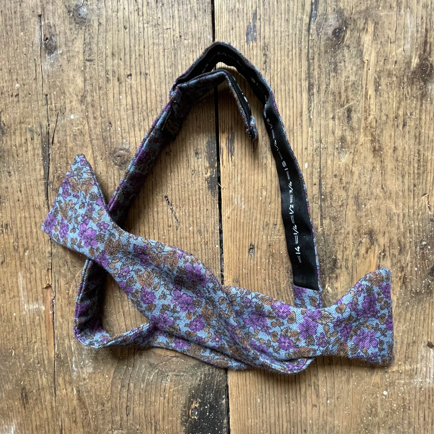 Regent - Wool Bow Tie - Floral - Blue/Purple/Bronze