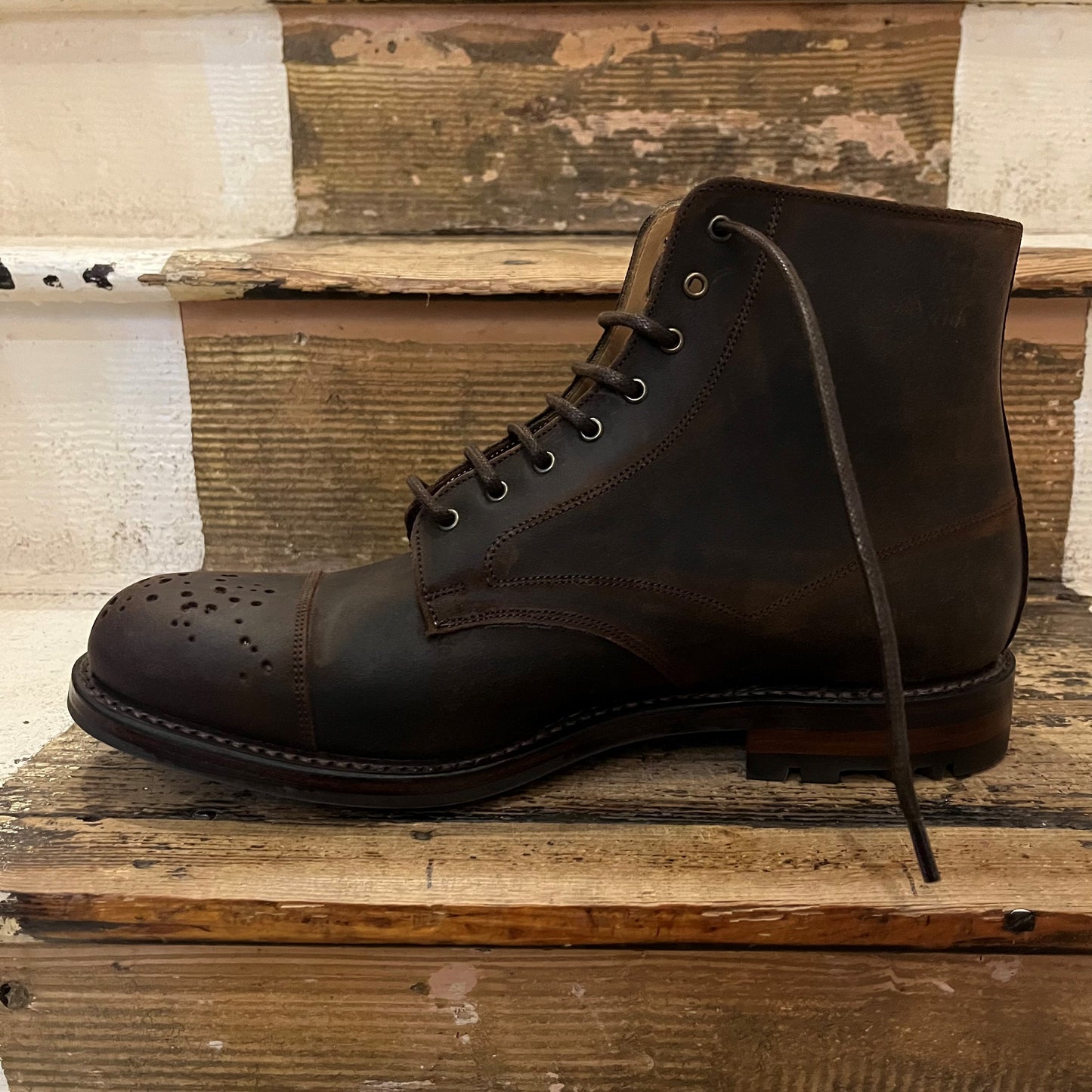 Regent - 'Roger' Buckshot Brogue Derby Boot - Wax Leather