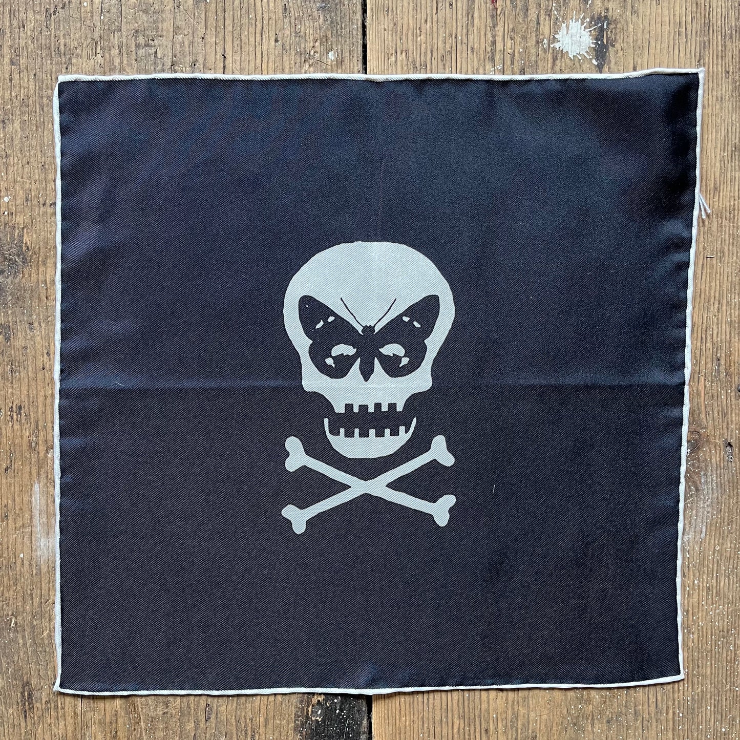 Regent - Silk Pocket Square - Black Skull