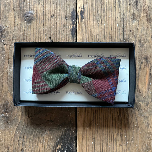 Tartan wool bow tie