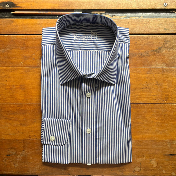 Cotton poplin shirt with a navy bengal stripe