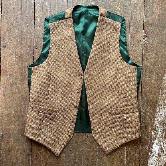 Regent Finch waistcoat in ginger tweed with green backing and lining