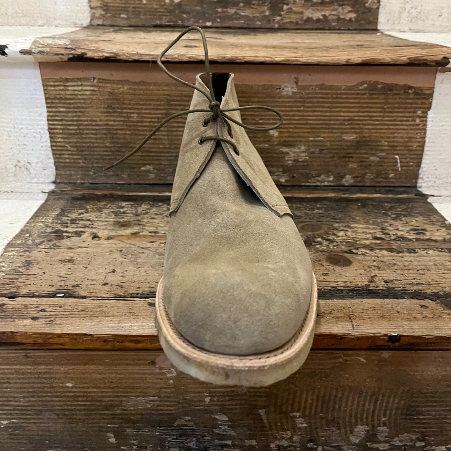 Regent - 'Max' Crepe Soled Desert Boot - Sughero Khaki Suede