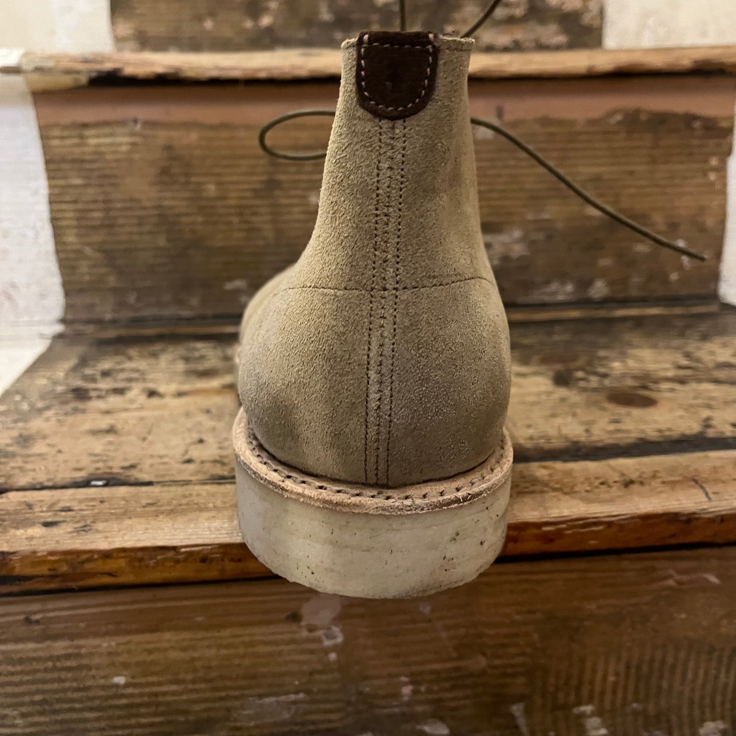 Regent - 'Max' Crepe Soled Desert Boot - Sughero Khaki Suede