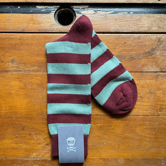 Regent burgundy and egg shell blue hoop pattern cotton socks