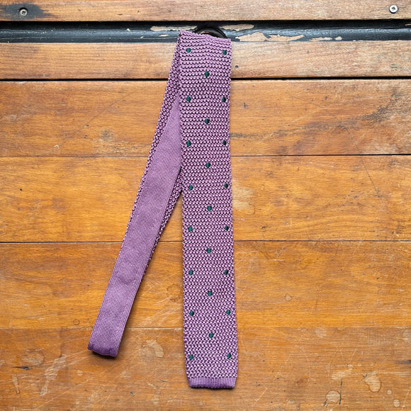 Regent pink knitted silk tie with green spot pattern