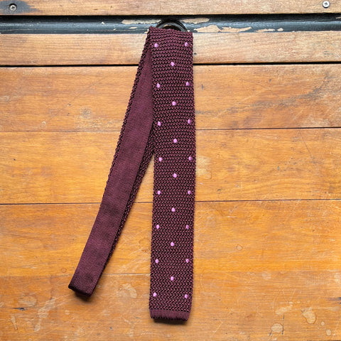 Regent -  Knitted Silk Tie - Maroon with Pink Spots