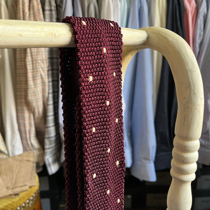 Regent - Knitted Silk Tie - Burgundy with Champagne Spots