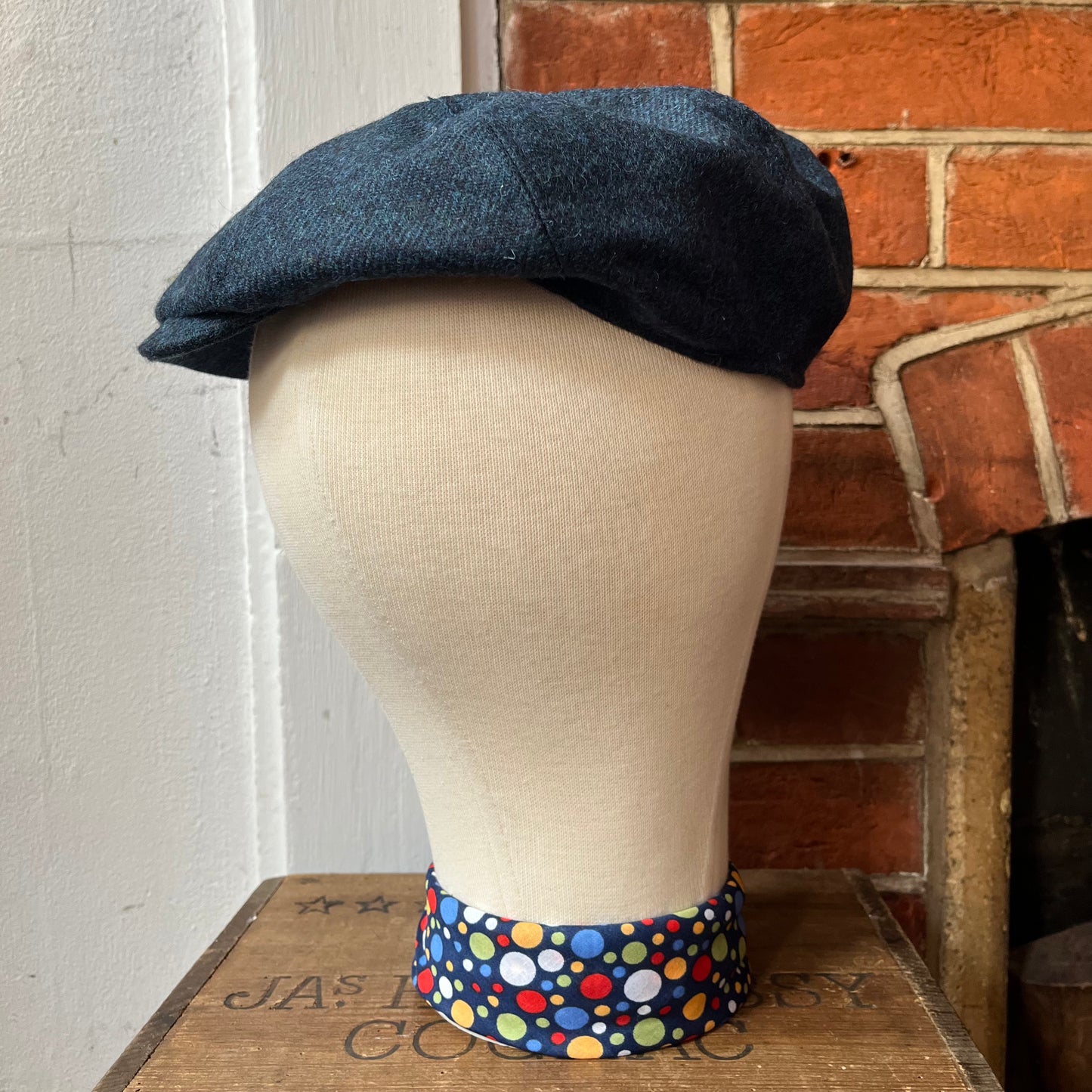 Regent - Baker Boy - Abraham Moon Peacock Blue Tweed with Light Blue Thistle Fleck