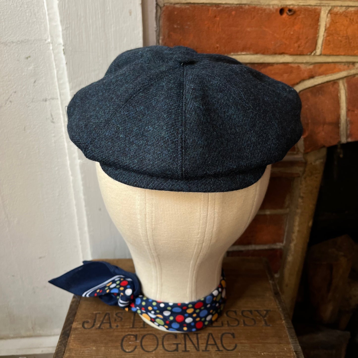 Regent - Baker Boy - Abraham Moon Peacock Blue Tweed with Light Blue Thistle Fleck