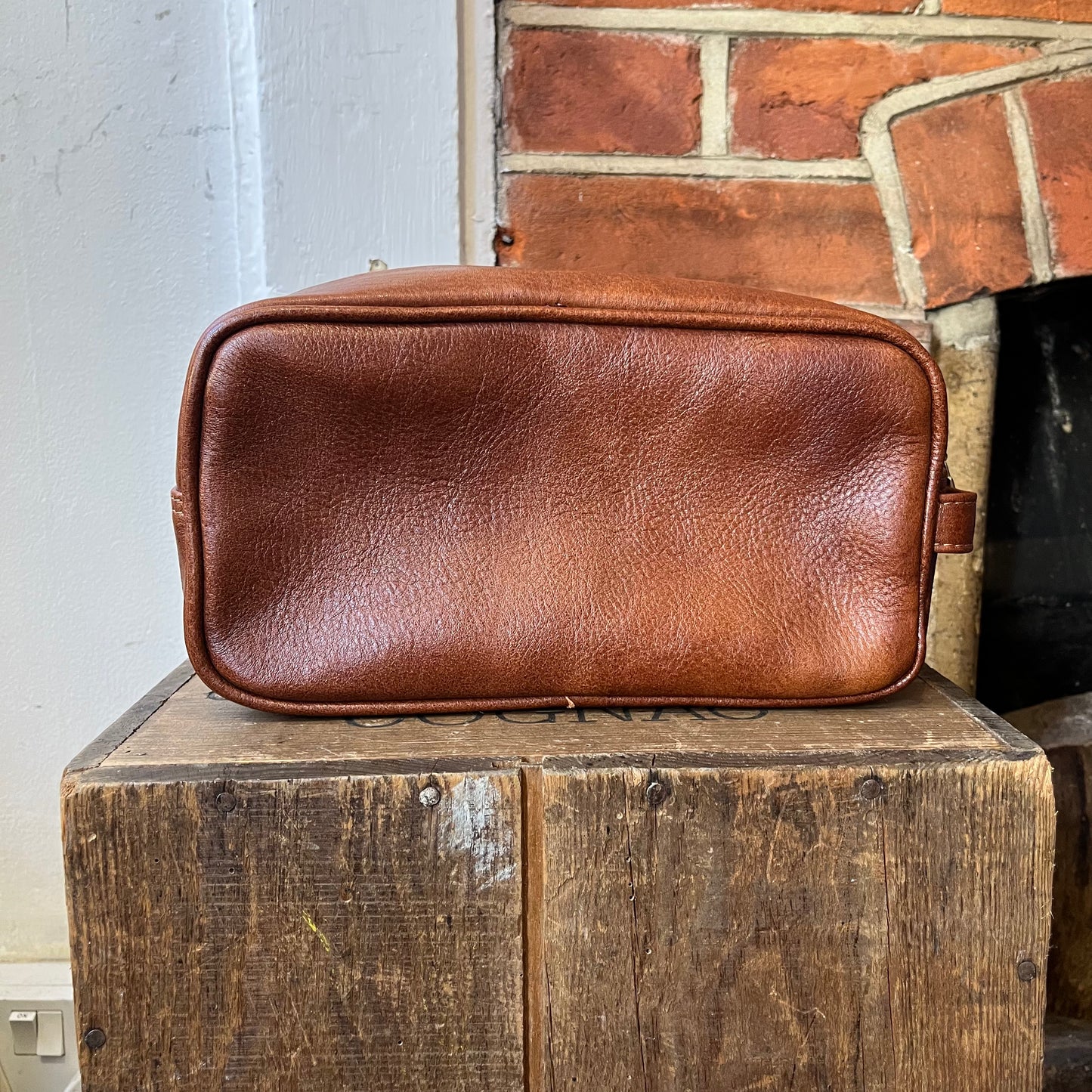 Pioneros - Leather Wash Bag - Brown