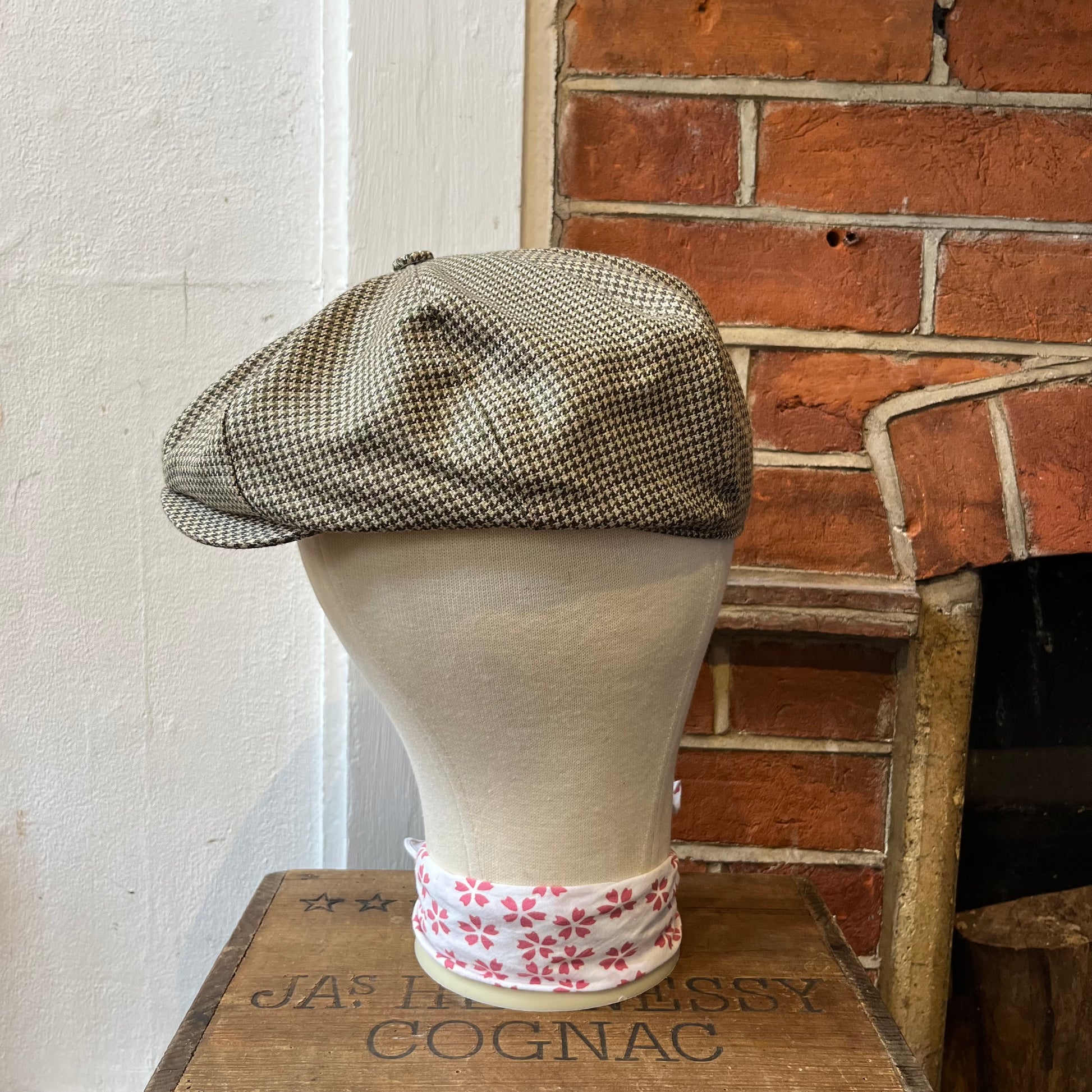 Regent - Baker Boy Cap - Brown Houndstooth - Regent Tailoring