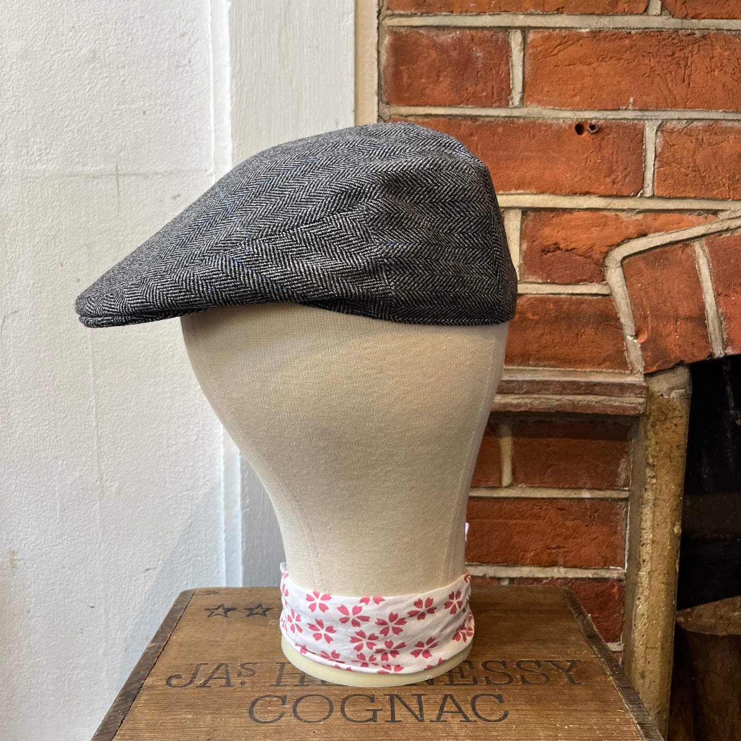 Regent - Flat Cap - Grey Tweed with Blue Overcheck