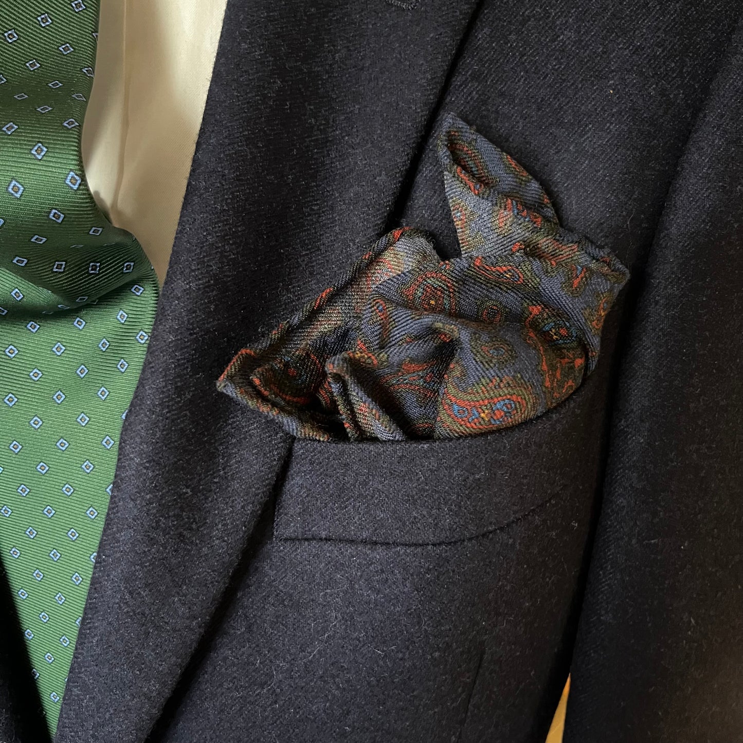 Regent - Wool Pocket Square - Navy with Red and Green Paisley