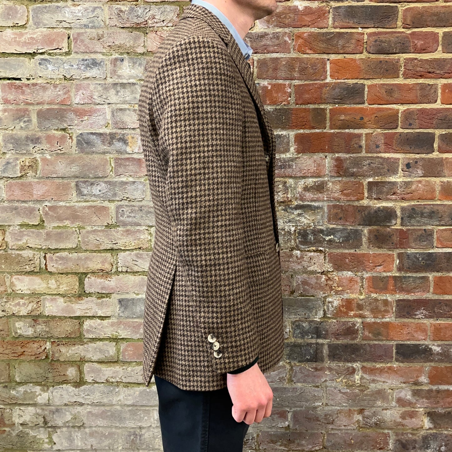 Regent Jacob Houndstooth three button jacket - side