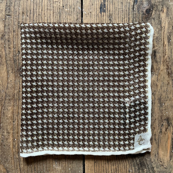 Brown dogtooth wool pocket square