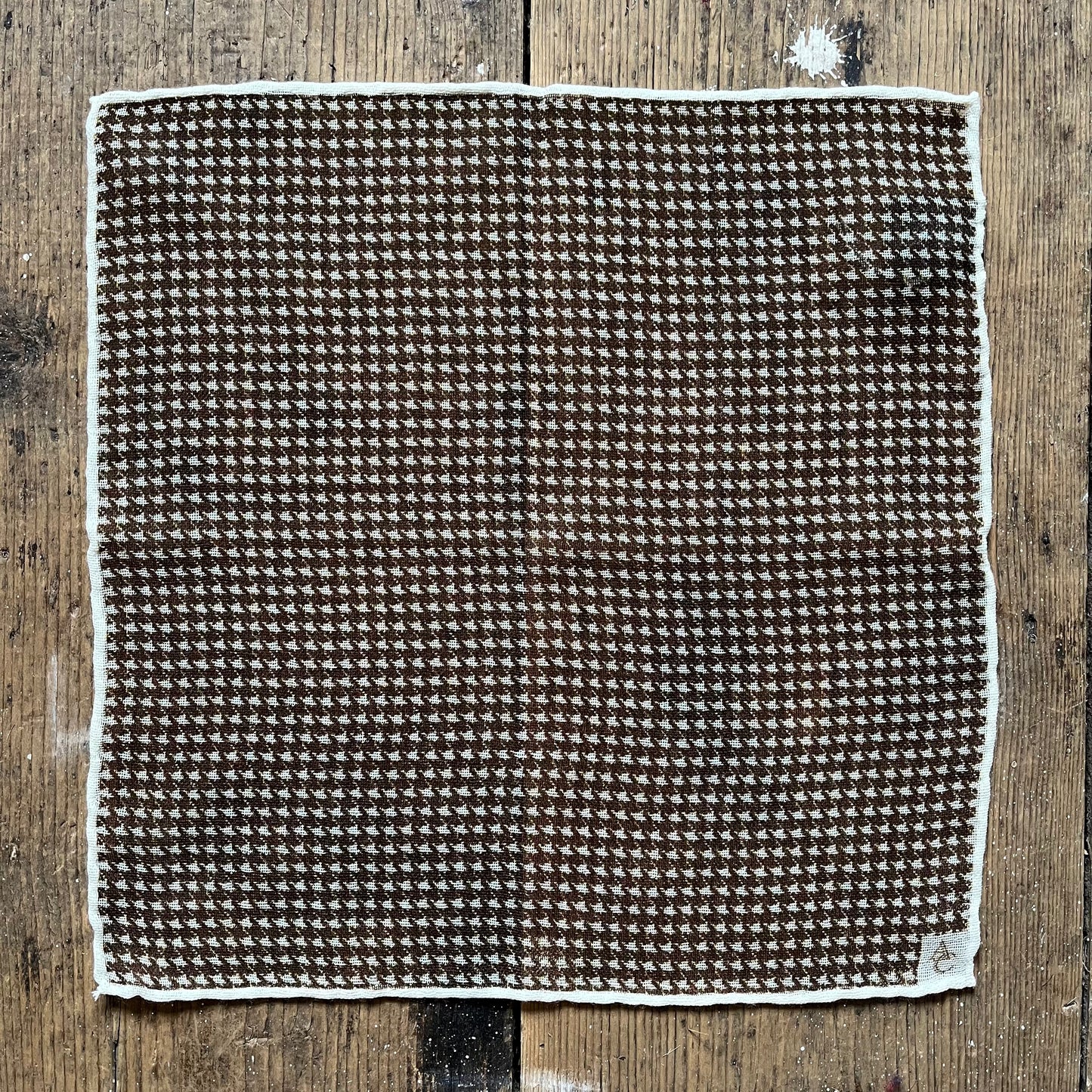 Amanda Christensen - Wool Pocket Square - Brown Dogtooth