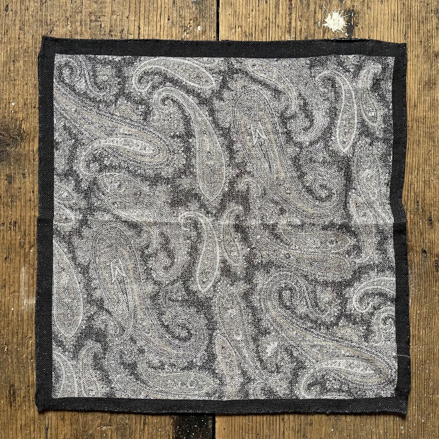 Amanda Christensen - Linen/Cotton Pocket Square - Paisley on Charcoal - Regent Tailoring