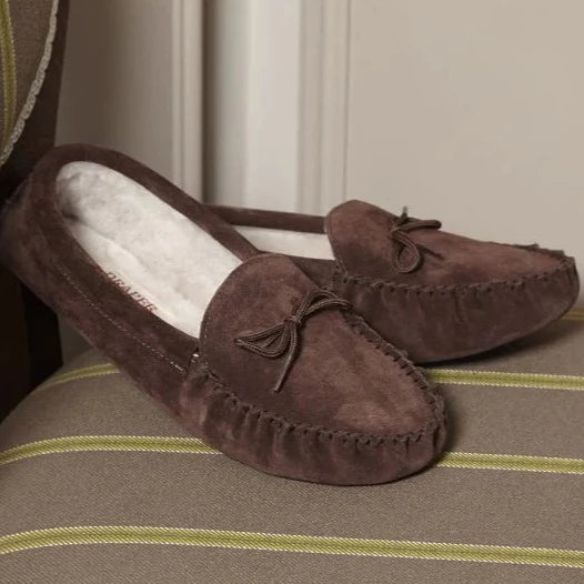 Draper - Maine - Moccasin Slippers - Suede and Sheepskin - Brown