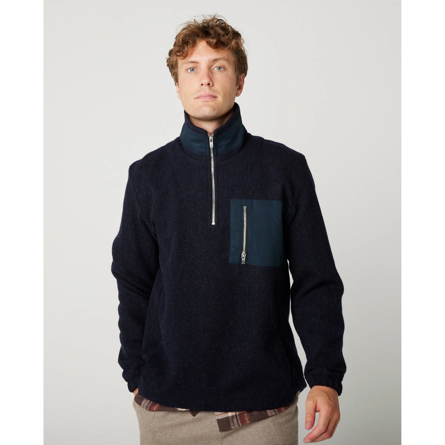 PEREGRINE - Zip Pocket Wool Fleece - Navy