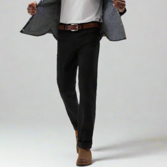 A man wearing lee jeans