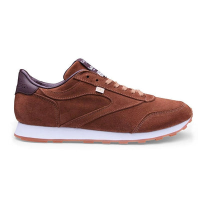 Fox Brown - Everyday trainer in leather suede .