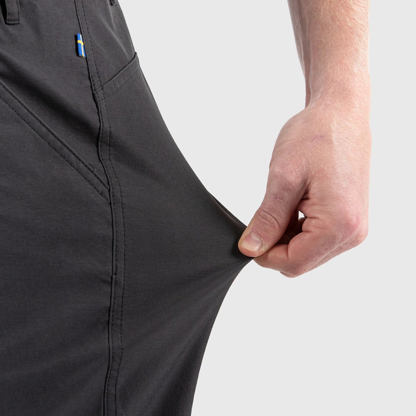 Fjällräven - Abisko Lite Shorts - Dark Navy - Regent Tailoring Salisbury