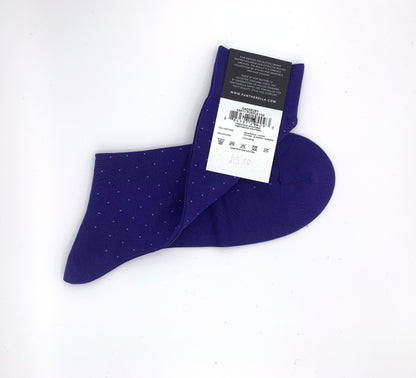 Quality UK-made socks made with super-warm, super-soft Egyptian cotton from footwear royalty Pantherella, featuring a deep purple with light patterned flecks.
