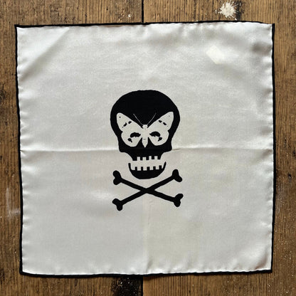 Regent - Silk Pocket Square - Cream Skull
