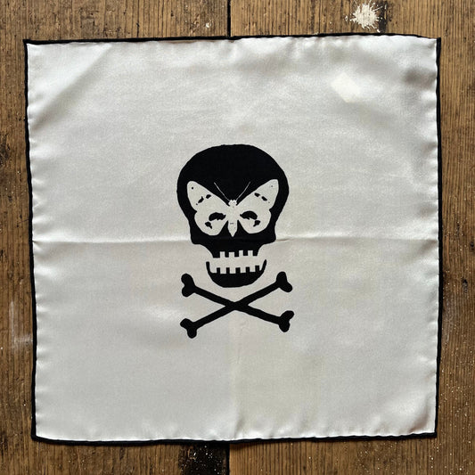 Regent - Silk Pocket Square - Cream Skull