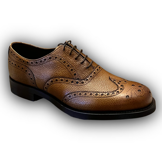 Oxford brogue in almond grain leather