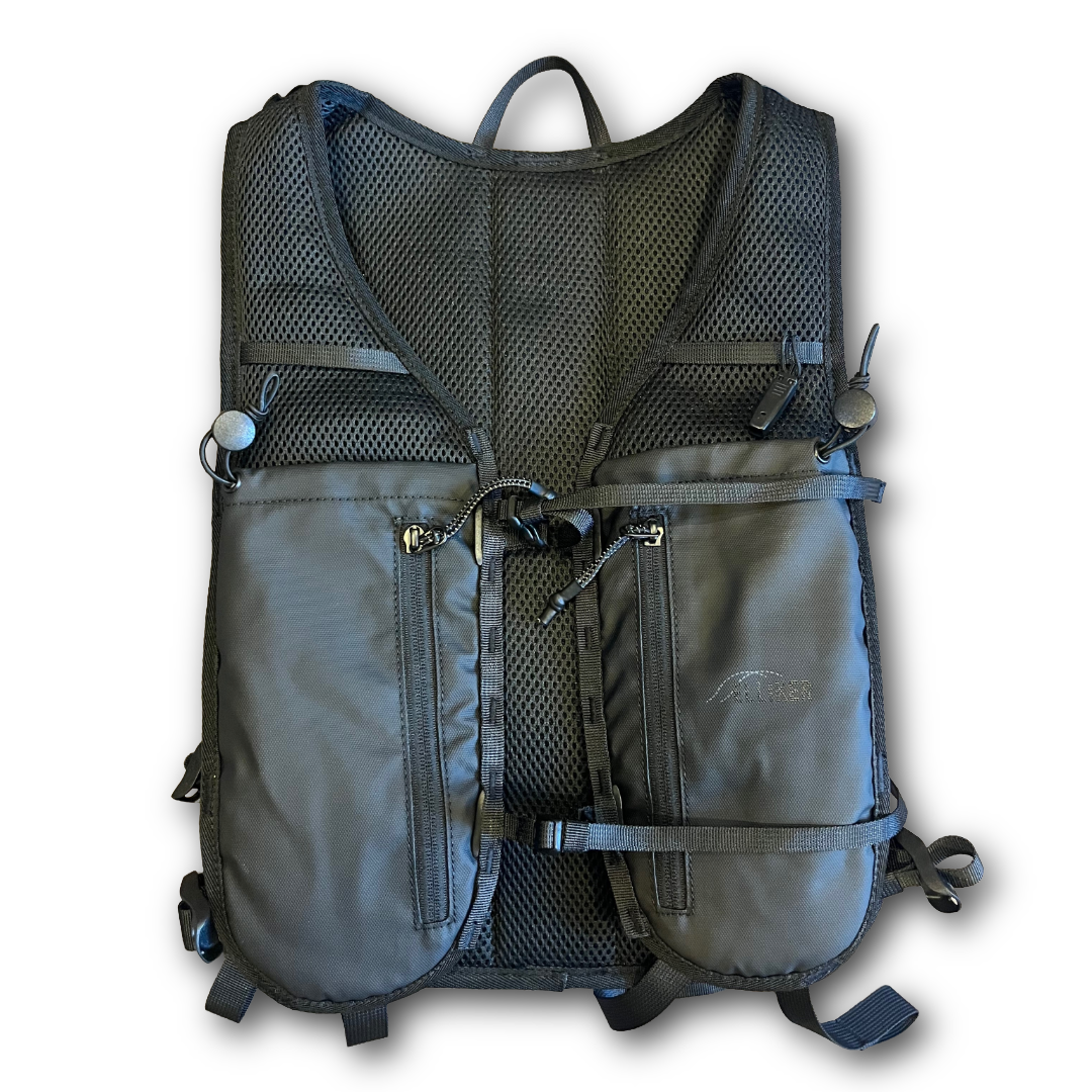 Elliker- Rig Hydration Backpack - Black