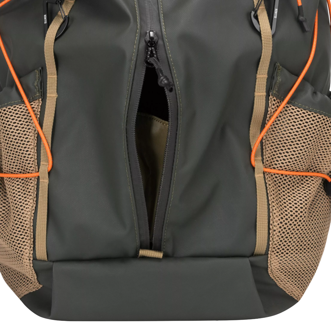 Close up of the elliker technical bag 