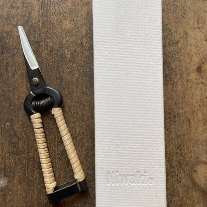 Niwaki Rattan Snips - Japanese Pruners