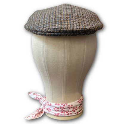 Blue and green houndstooth flat cap