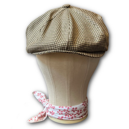 Brown/green houndstooth baker boy cap
