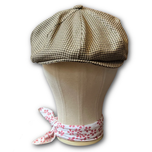 Brown/green houndstooth baker boy cap