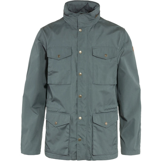 Fjällräven's Räven Jacket in Dusk/ grey/ greenis a very versatile coat for those mid season temperatures. Constructed in Fjällräven's signature G-1000 fabric it's a practical, hard wearing jacket, pretty much working with every occasion