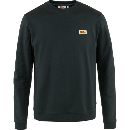 Front of Fjällräven's long sleeve black t shirt with small logo in the corner
