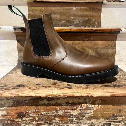 Hand made  chelsea boot in England