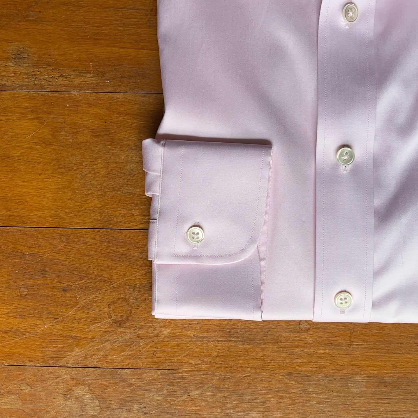 Regent shrimp shirt in pale pink - cuff