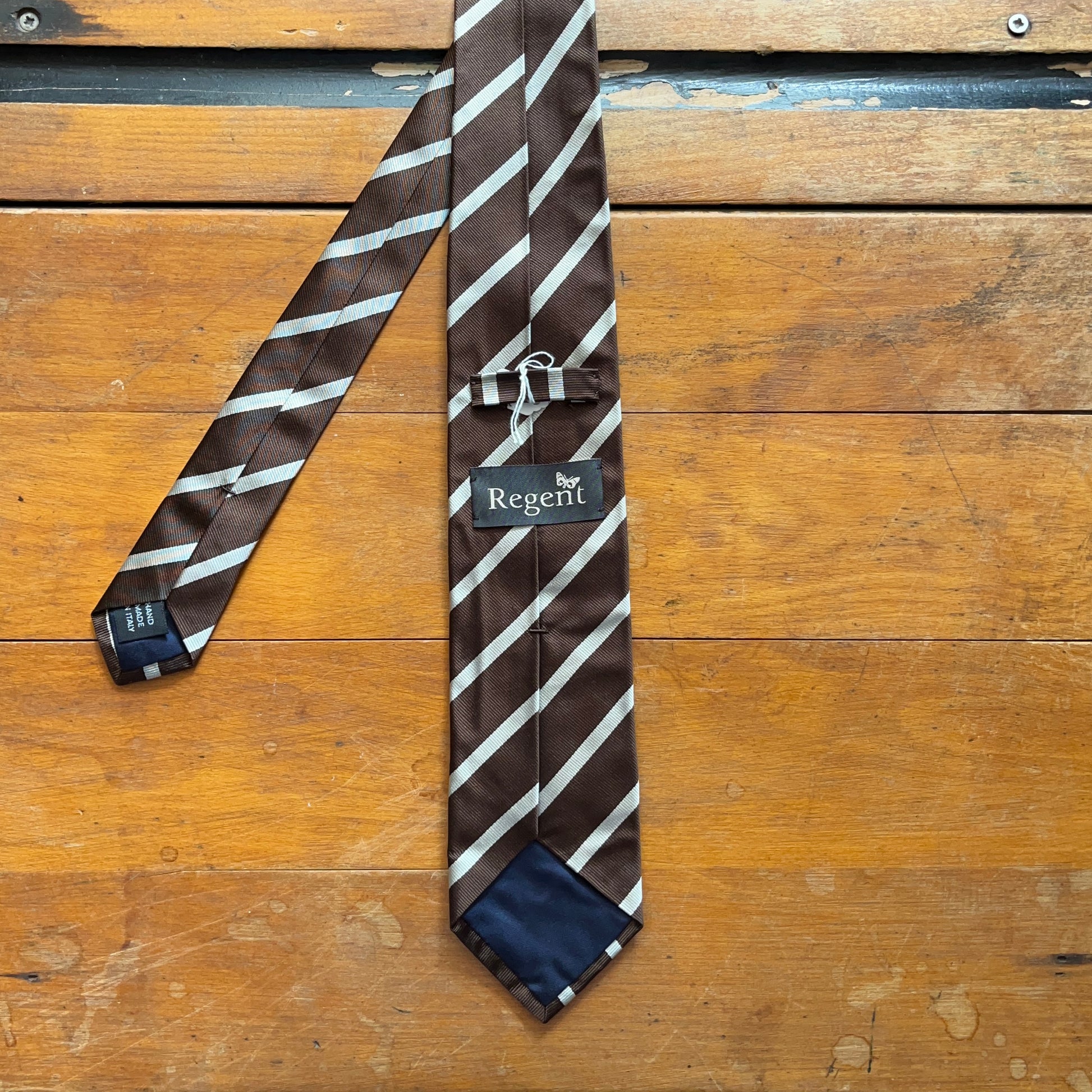 Regent Luxury Silk Tie - Brown with White Stripe - reverse