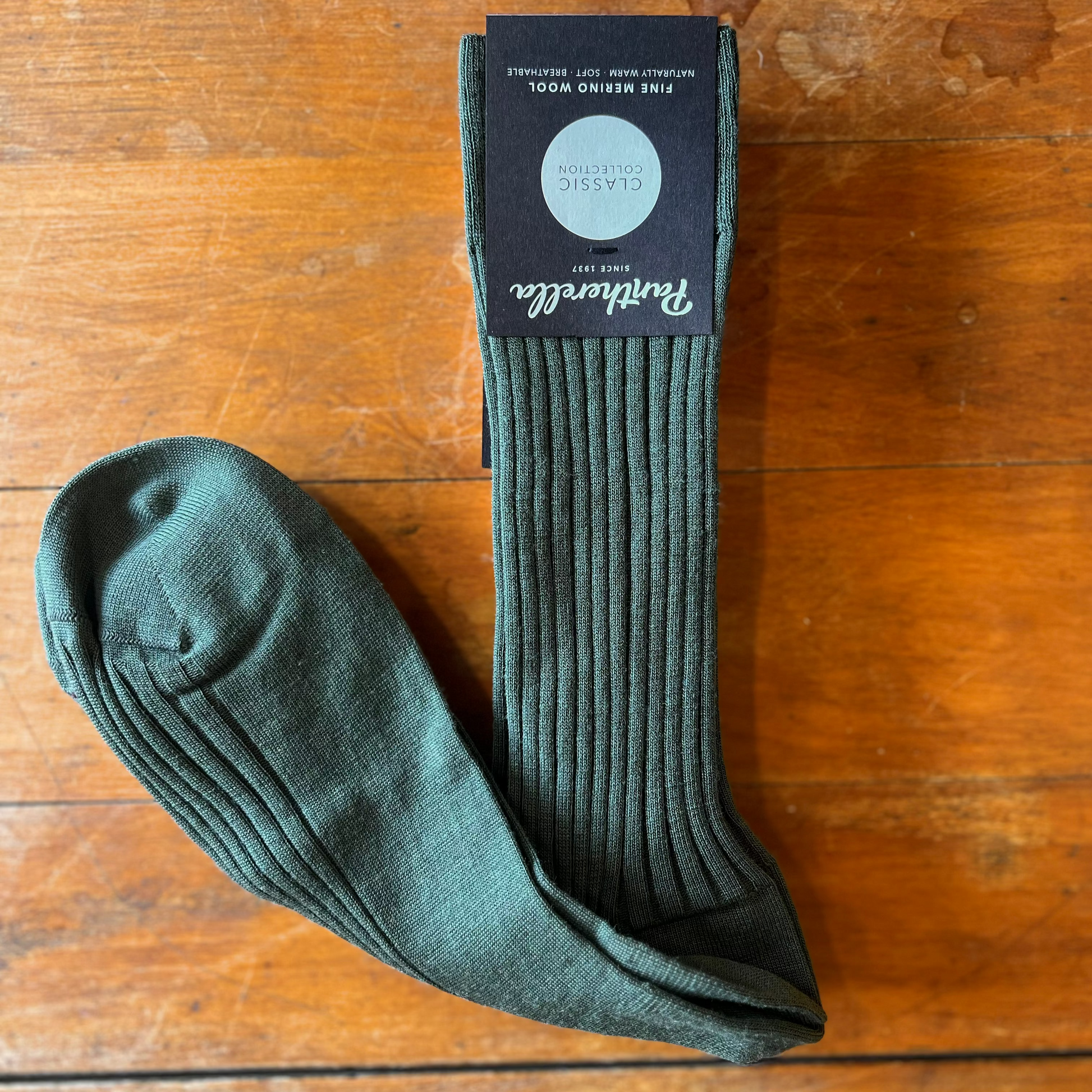 Leaf Green Pantherella socks