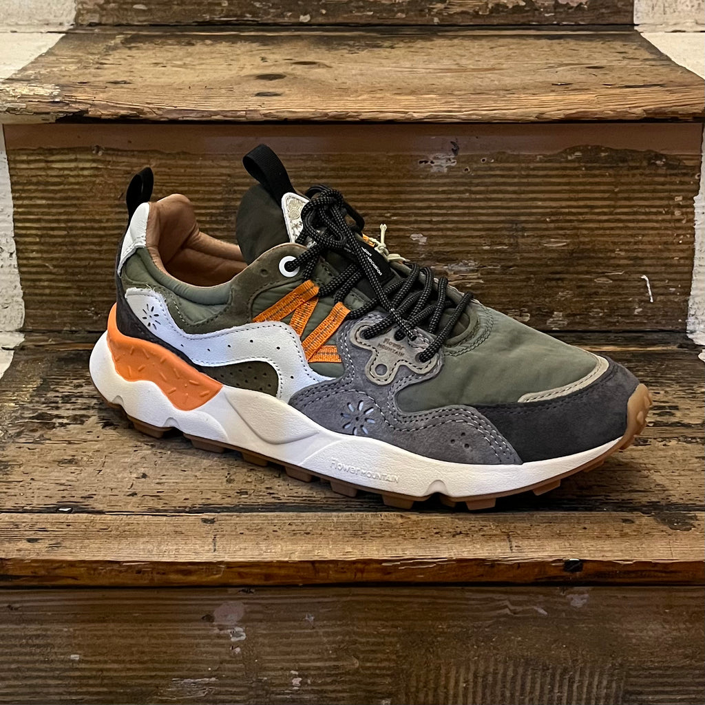 Flower mountain Yamano 3 trainer in anthracite grey and khaki green