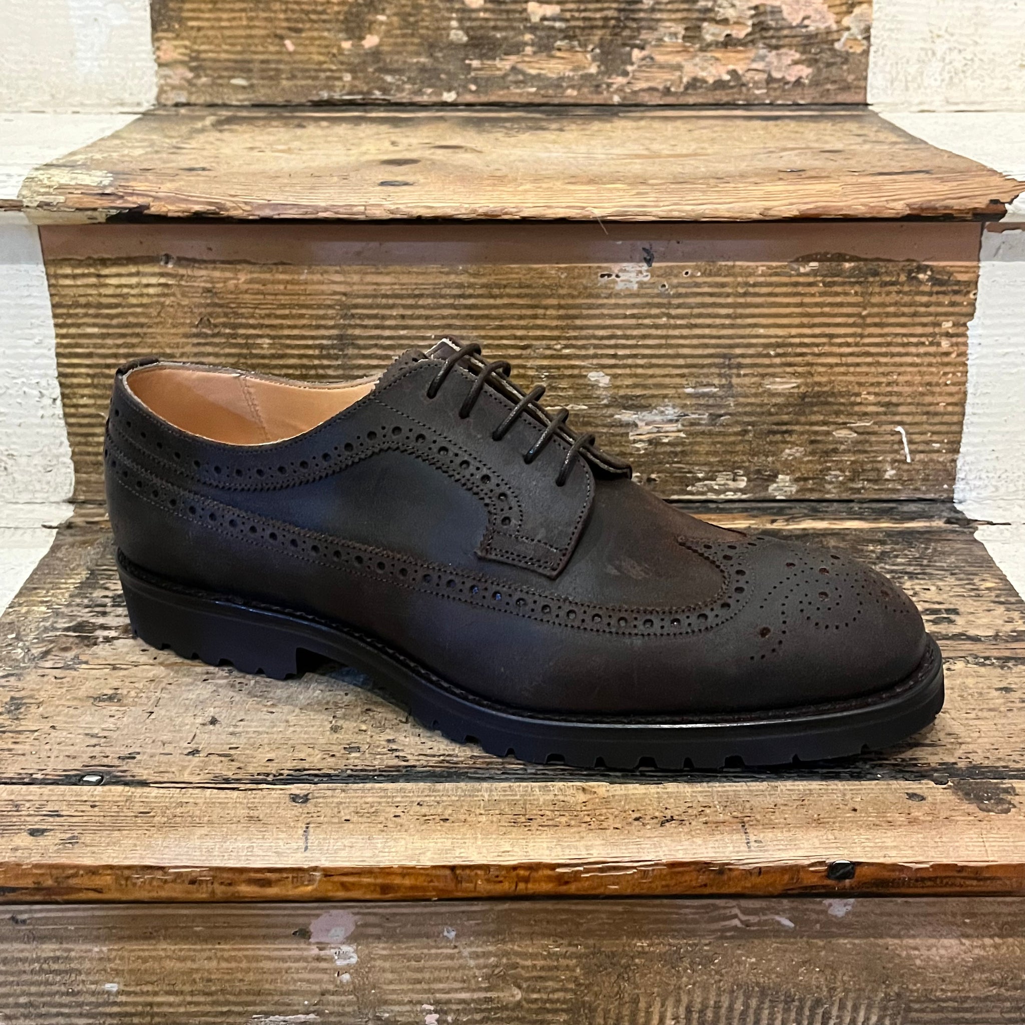 Regent long wing brogue in waxed leather