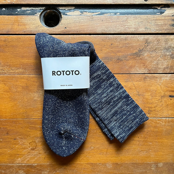 Rototo pile socks in navy