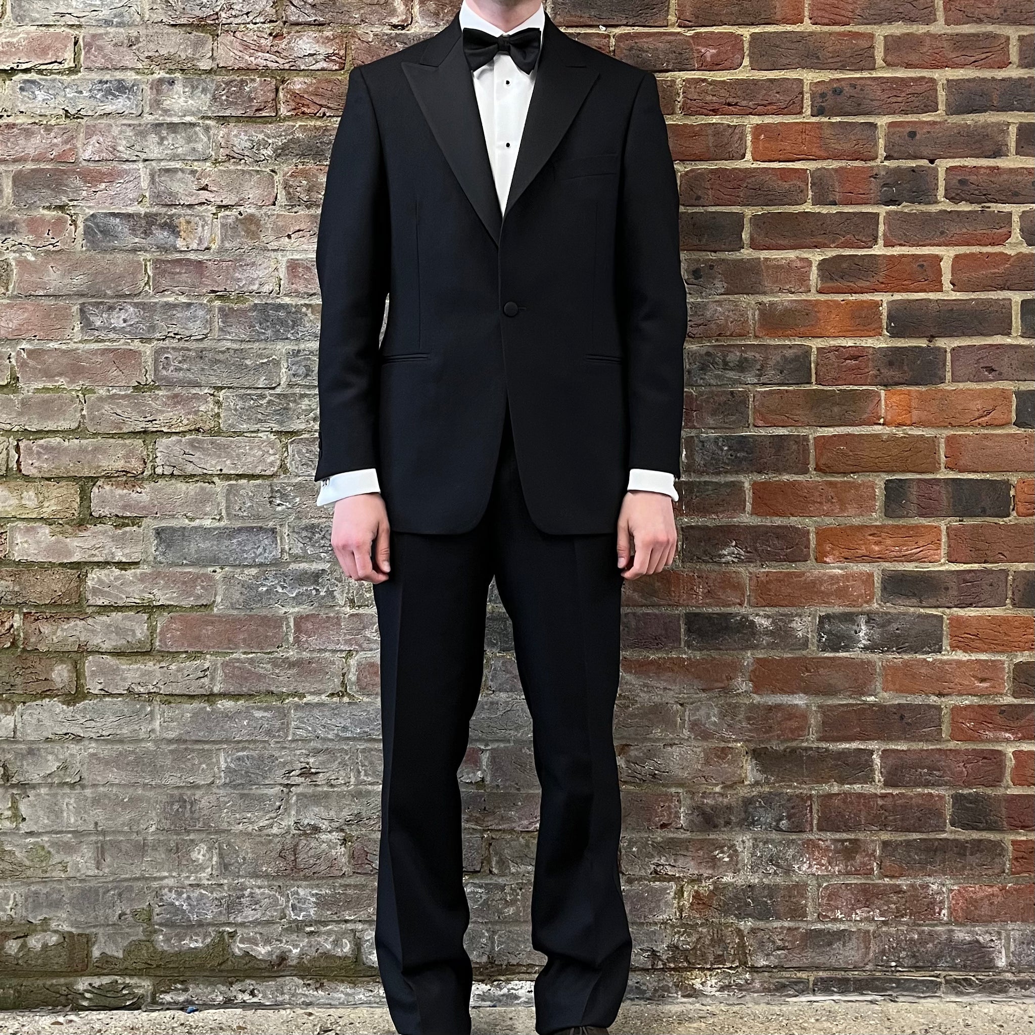 Regent - Classic Dinner Suit - One Button - Black - Peak Lapel - Regent Tailoring